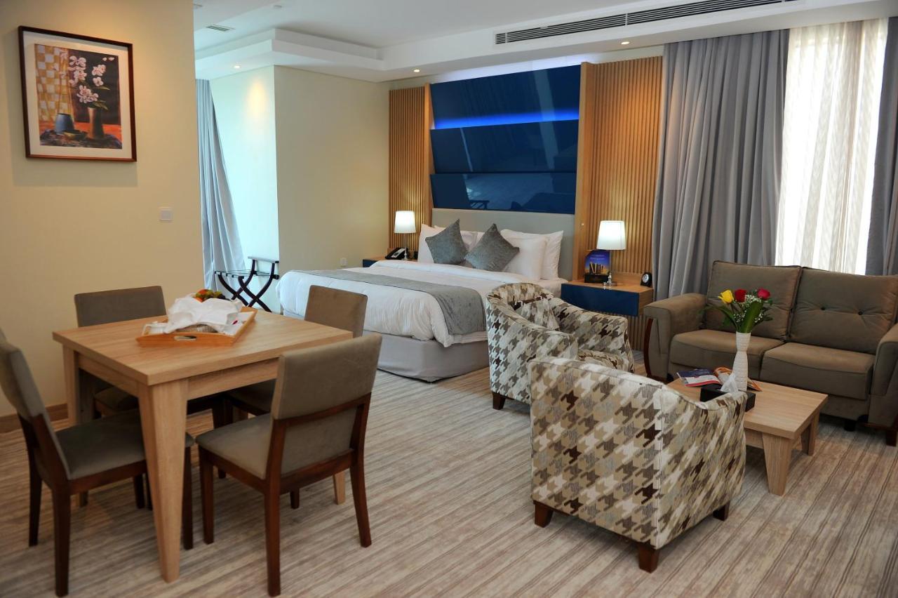 Al Mansour Suites Hotel Doha Exterior photo