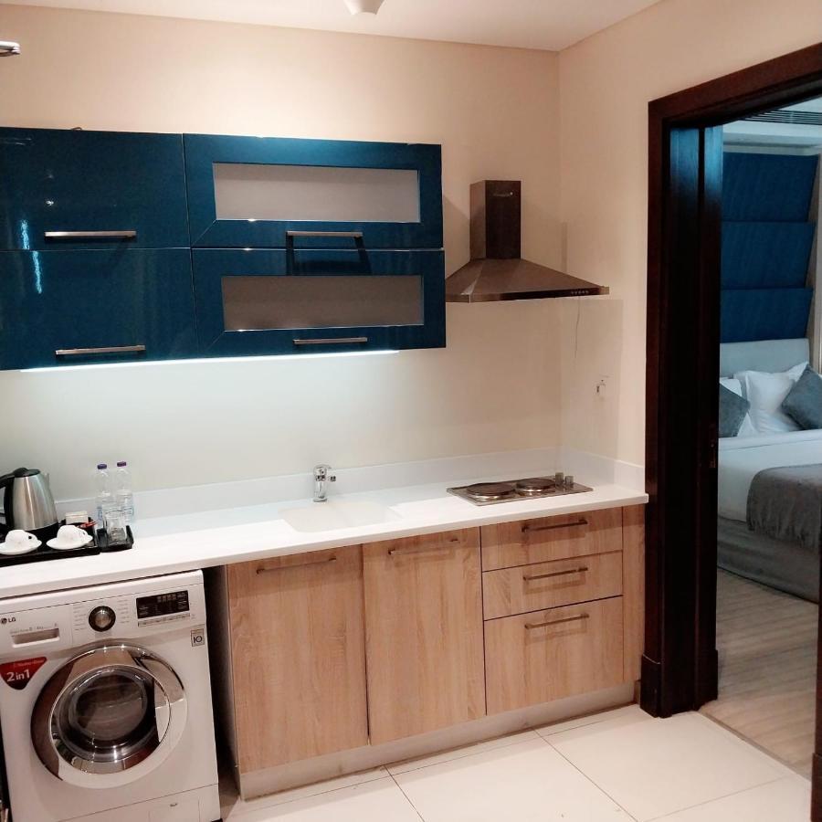 Al Mansour Suites Hotel Doha Exterior photo