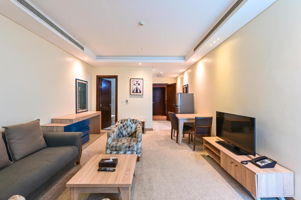 Al Mansour Suites Hotel Doha Exterior photo