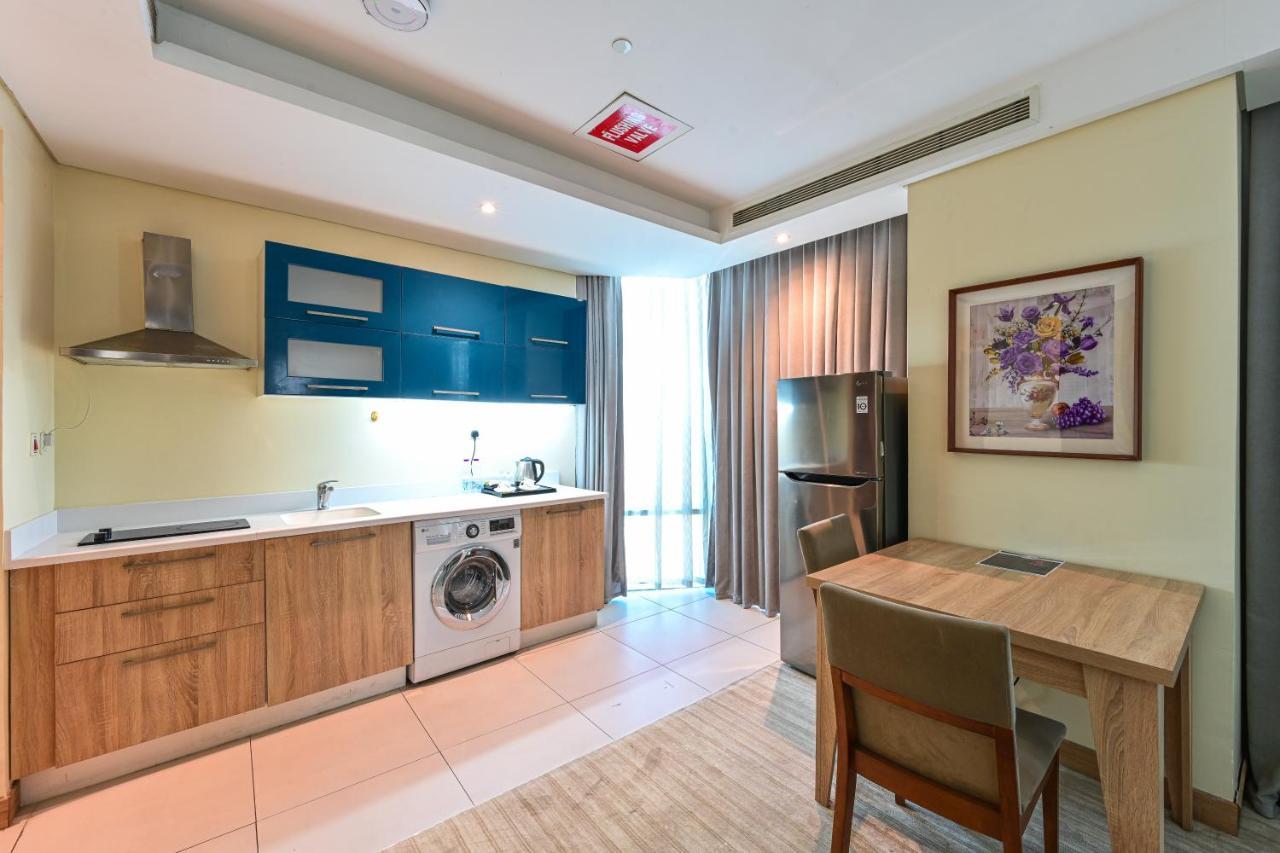 Al Mansour Suites Hotel Doha Exterior photo